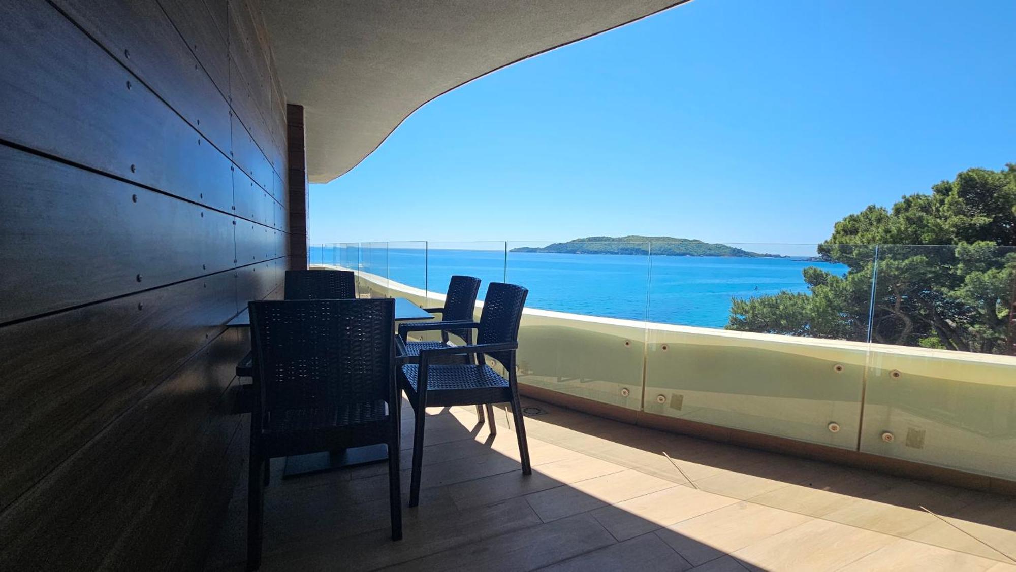 בודווה Maresia Boutique Suites מראה חיצוני תמונה